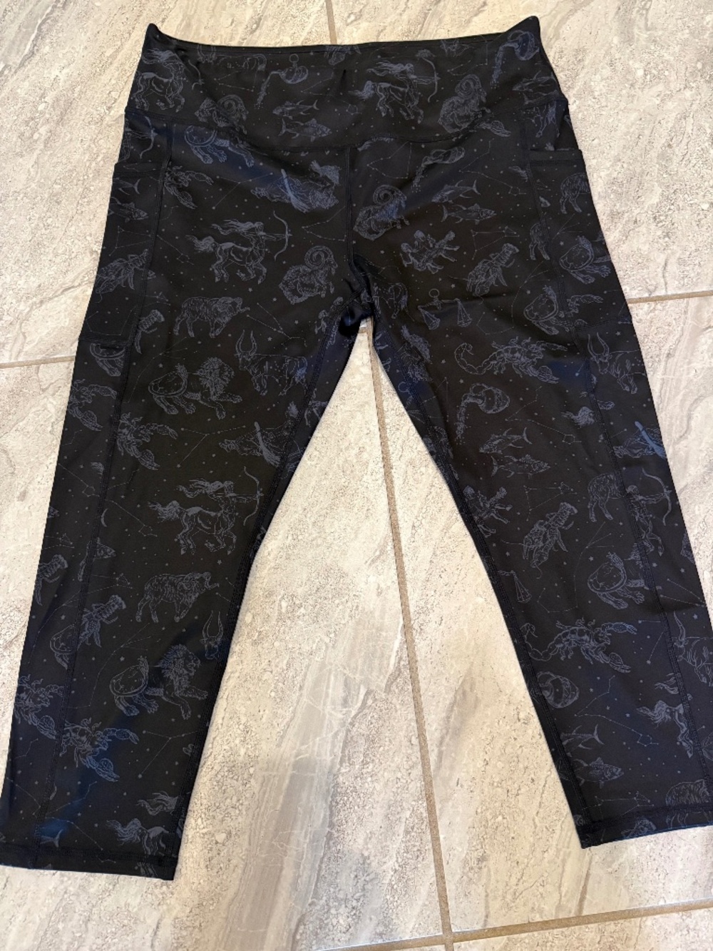 Constantly Varied Gear Zodiac Capri Leggings XXL